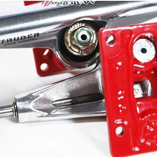 Truck Intruder Hollow Segio Negrão MID